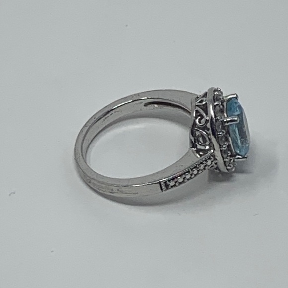 Sterling Aquamarine Ring Size 7 - Picture 3 of 6